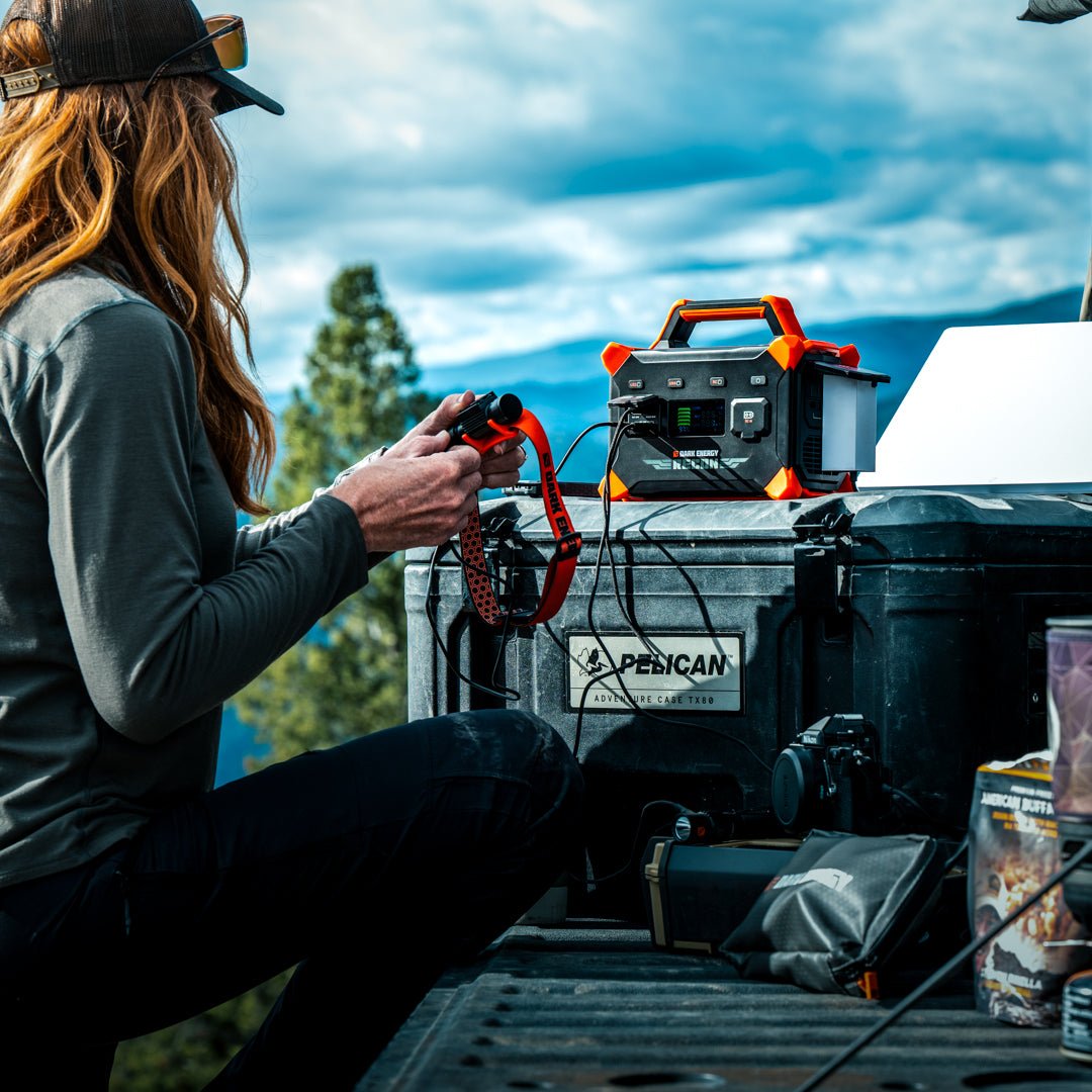 Dark Energy - Recon 300 Portable Power Station 270Wh — view 2