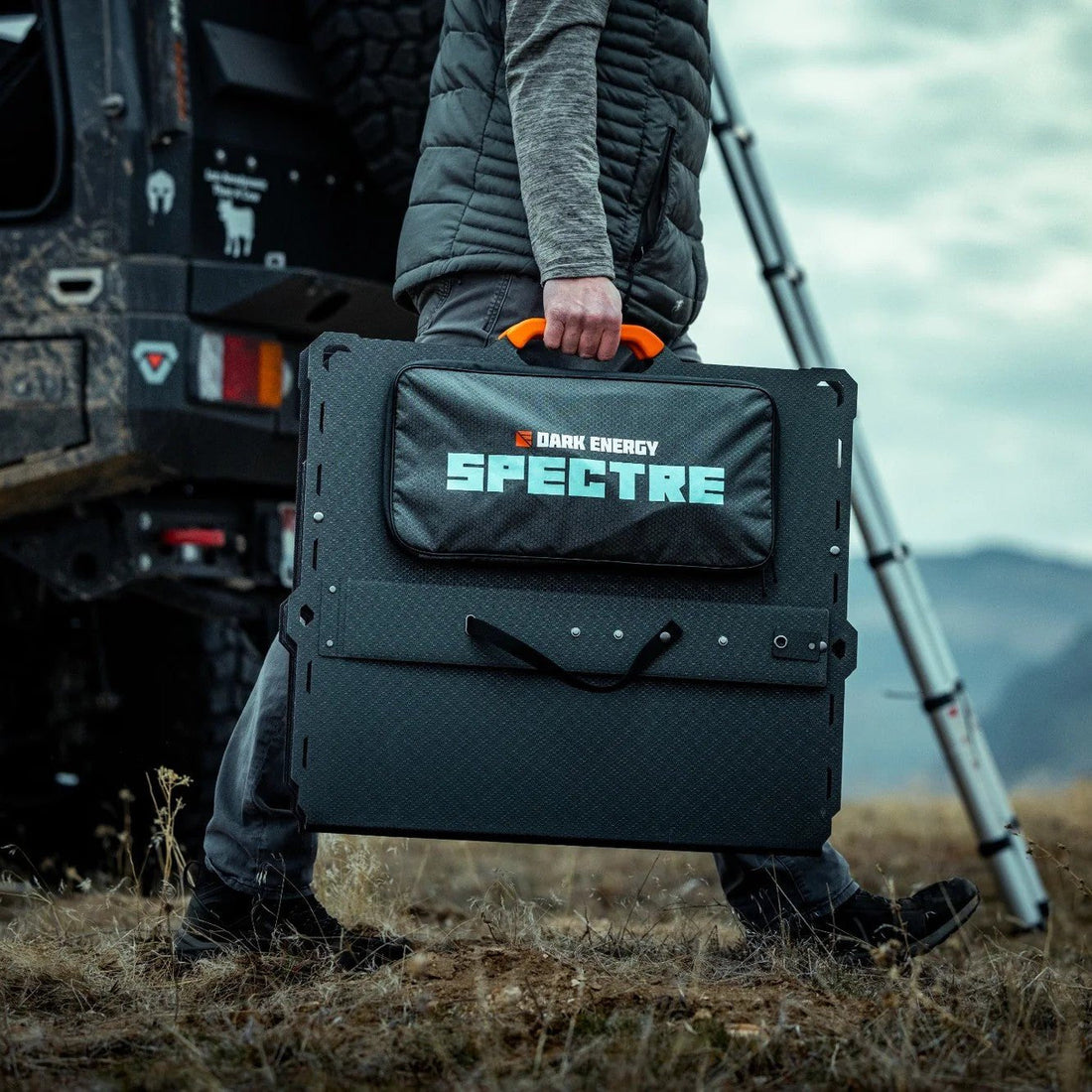 Dark Energy - Spectre 200W Folding Solar Panel — view 2